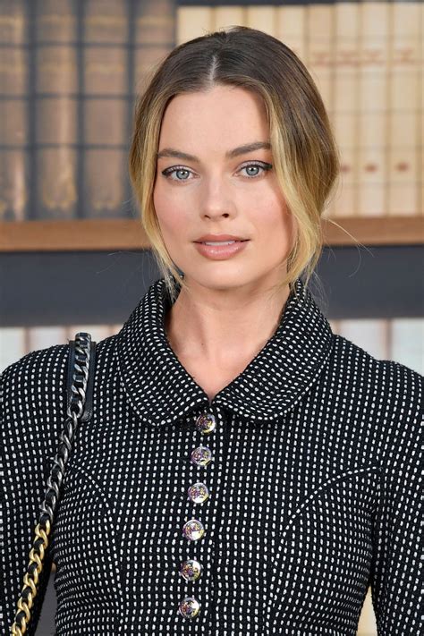 margot robbie chanel era|Margot Robbie Chanel outfits.